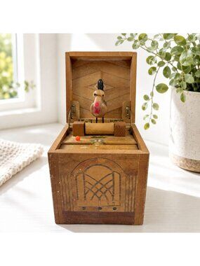 Vintage Wooden Music Box With Dancing Bird Japan Handcrafted Inlay Design 4.5" T